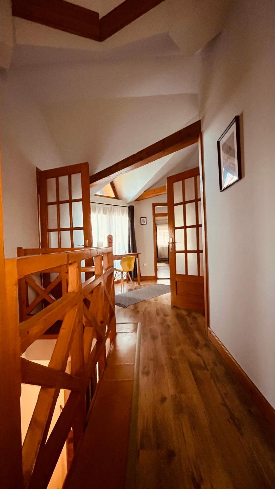Strigonia Apartman Strigoniu Exterior foto