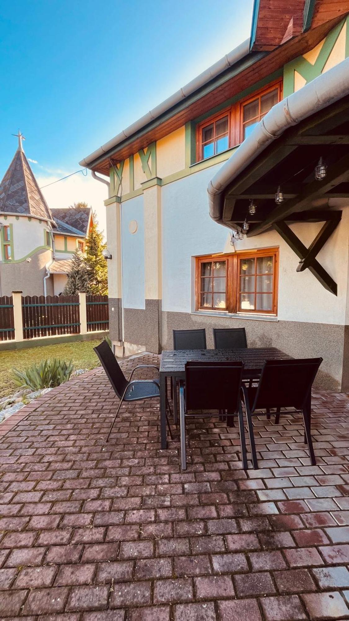 Strigonia Apartman Strigoniu Exterior foto